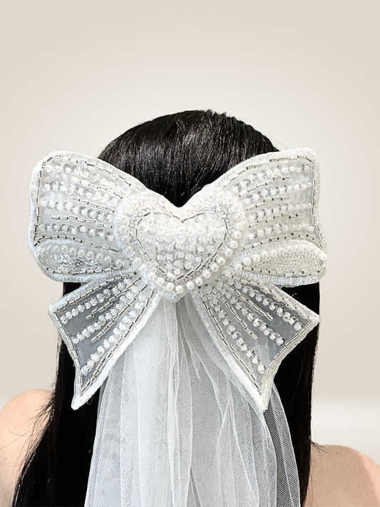 Embellished Bow Veil with Heart Detail